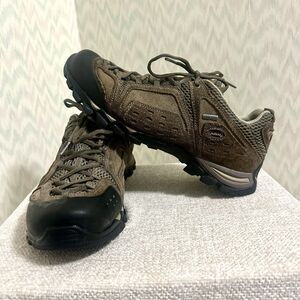 AKU Gore Tex Hiking Shoes Mens 10 Brown Vibram Trail Waterproof Outdoor EU 44